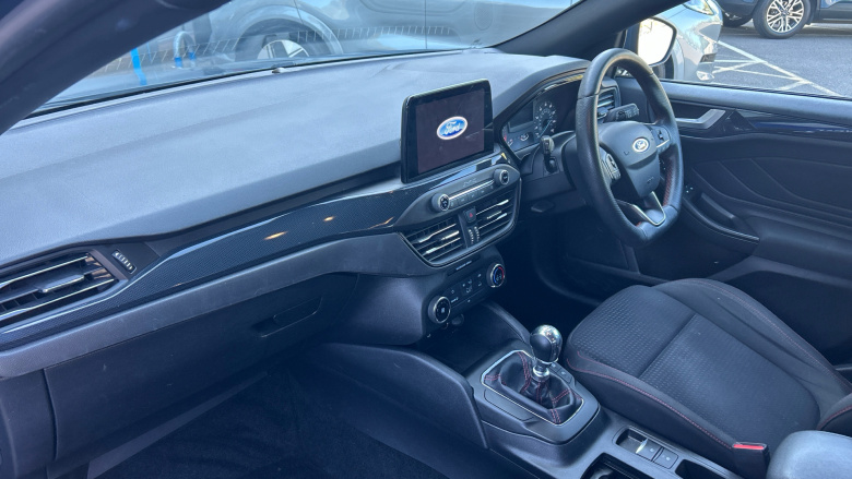 Ford Focus 1.0 EcoBoost 125 ST-Line 5dr Petrol Hatchback